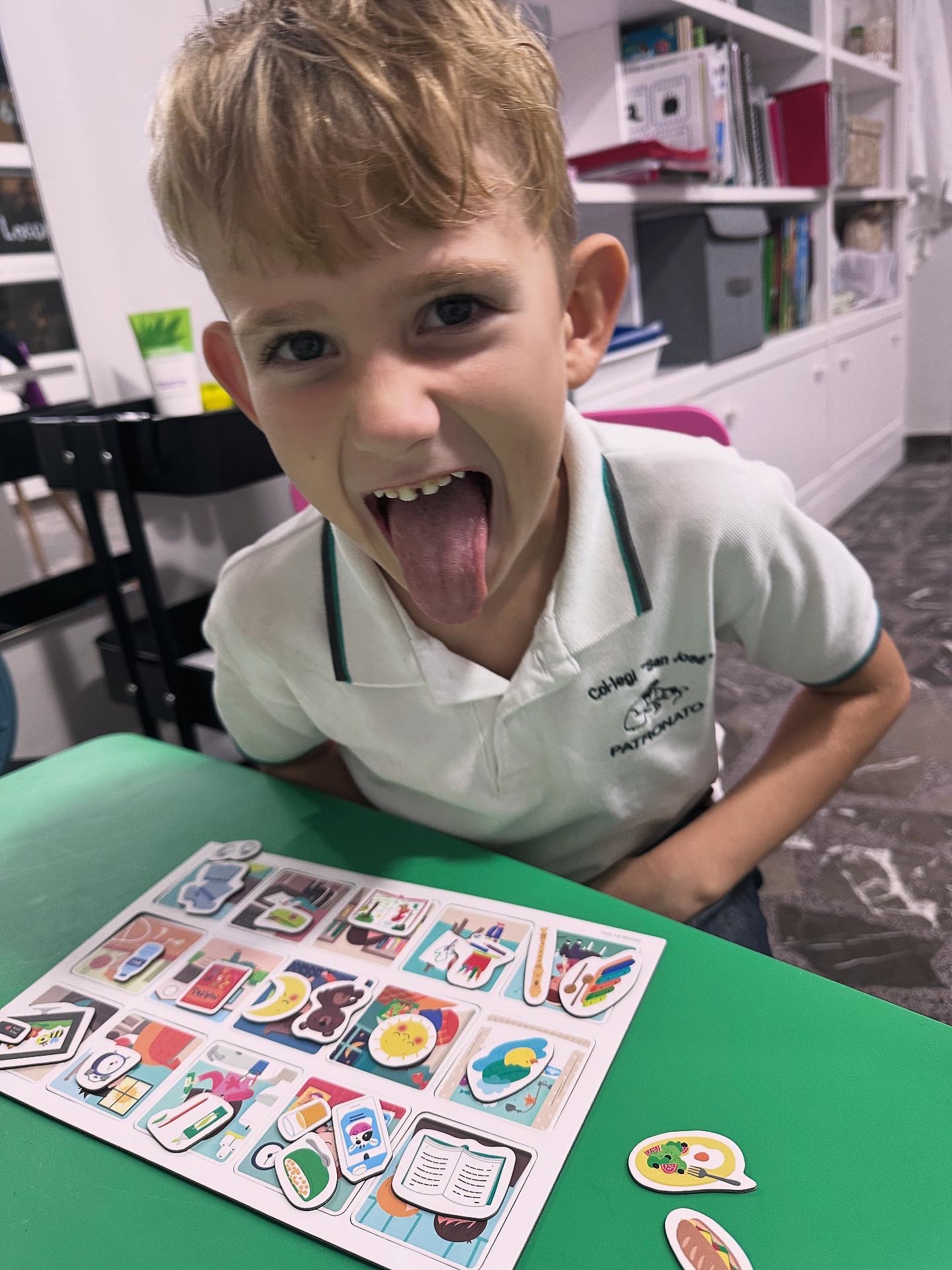 EBE21B12-2610-43FE-82F5-1E3C30FC1731